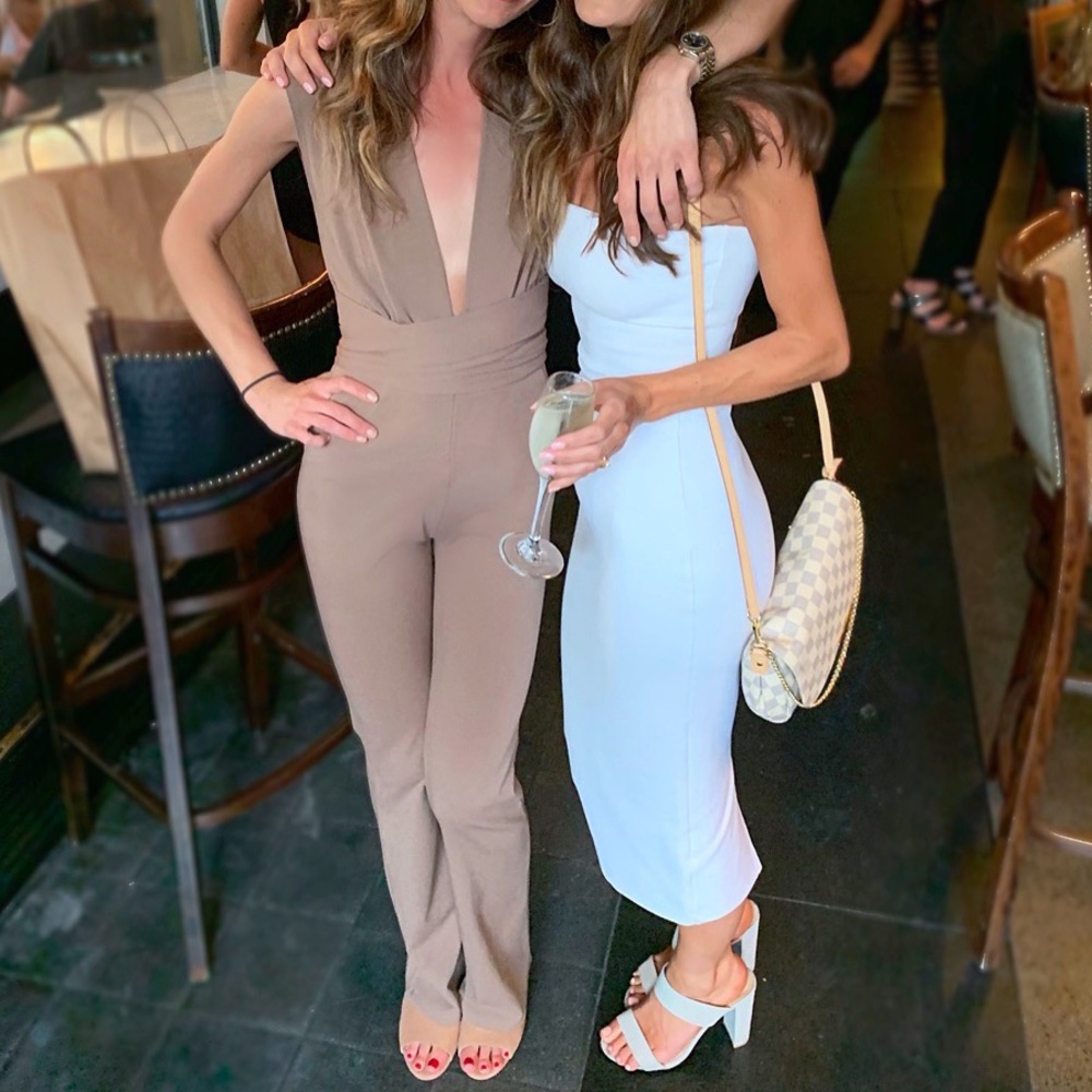 Blue Blush Jumpsuit in Taupe/Brown - Size XS
